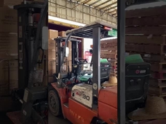 Tela de espuma resistente à água para aplicações marítimas e de navegação