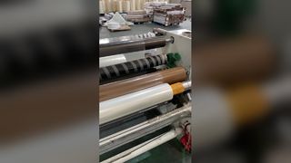 Filme de laminação a frio protege e aprimora impressões