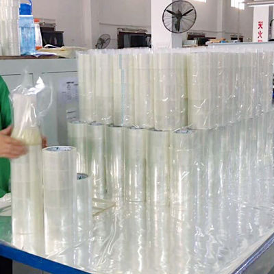 BOPP fita adesiva transparente acrílica para vedação cartão um fabricante forte
