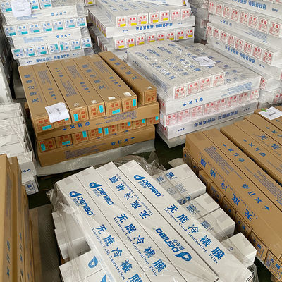 Bom preço. Película de laminagem a frio de PVC brilhante Baixo desperdício Múltiplas especificações Personalização on-line